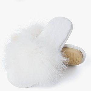 White Fluffy Slippers Size 7